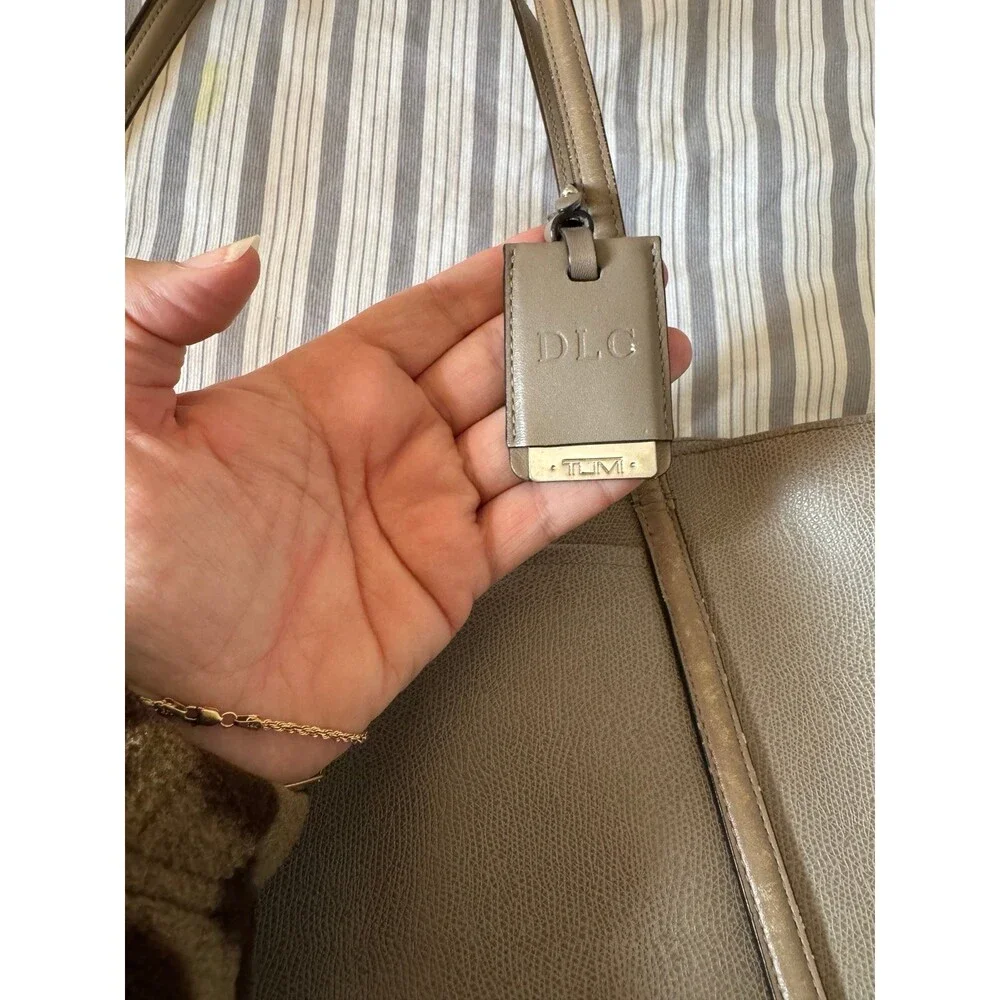 TUMI Tote Bag - Picture 5 of 12